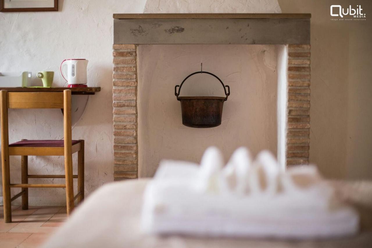 Agriturismo La Lenticchia Фратта-Терме Экстерьер фото